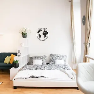https://new-apartment-dohany-street.inbudapesthotels.com