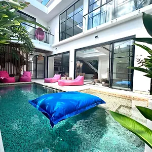 Luxury Devina I I Yoga & Gym Villa