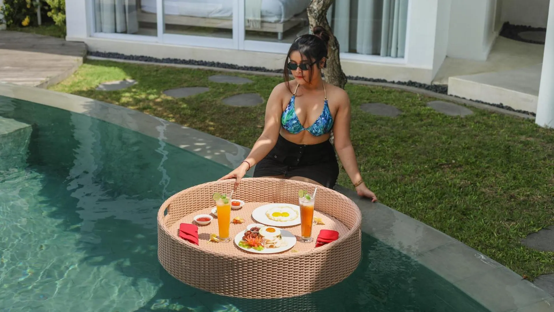Villa Taman Mesari Luxury Villas-Seminyak Indonesia