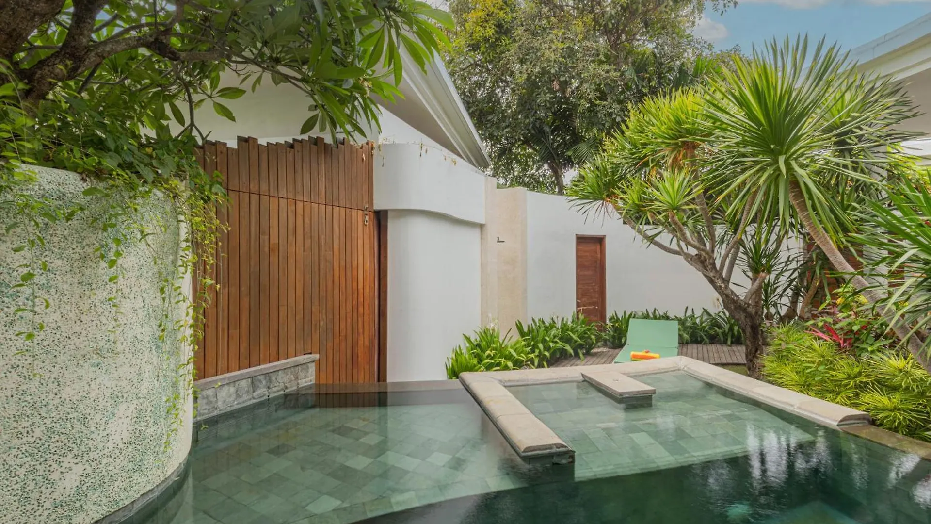 Villa Taman Mesari Luxury Villas-Seminyak Indonesia