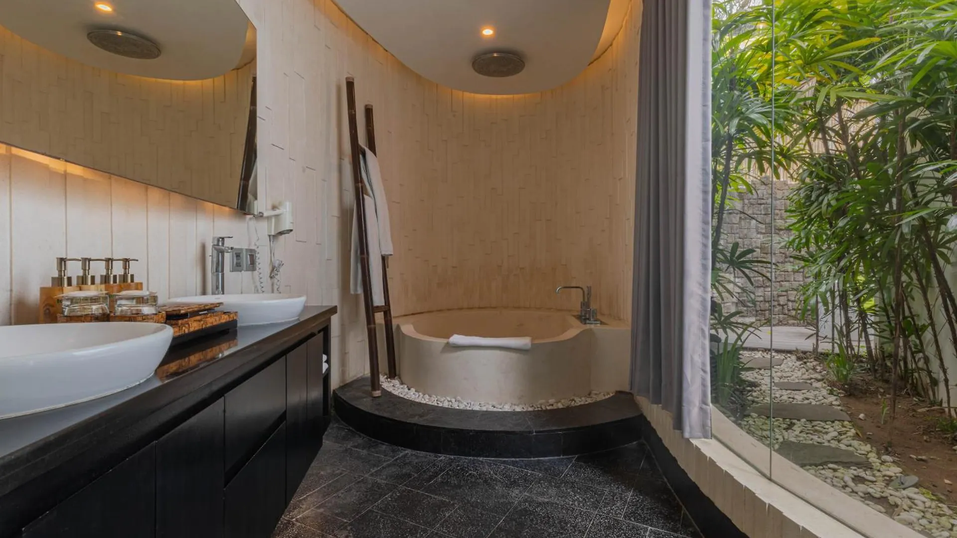 Villa Taman Mesari Luxury Villas-Seminyak