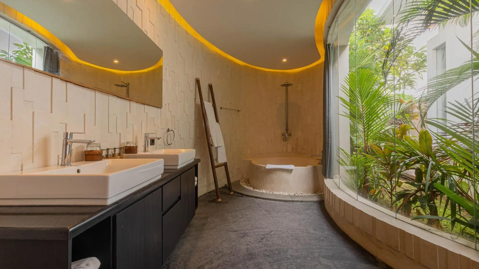 Taman Mesari Luxury Villas-Seminyak Villa