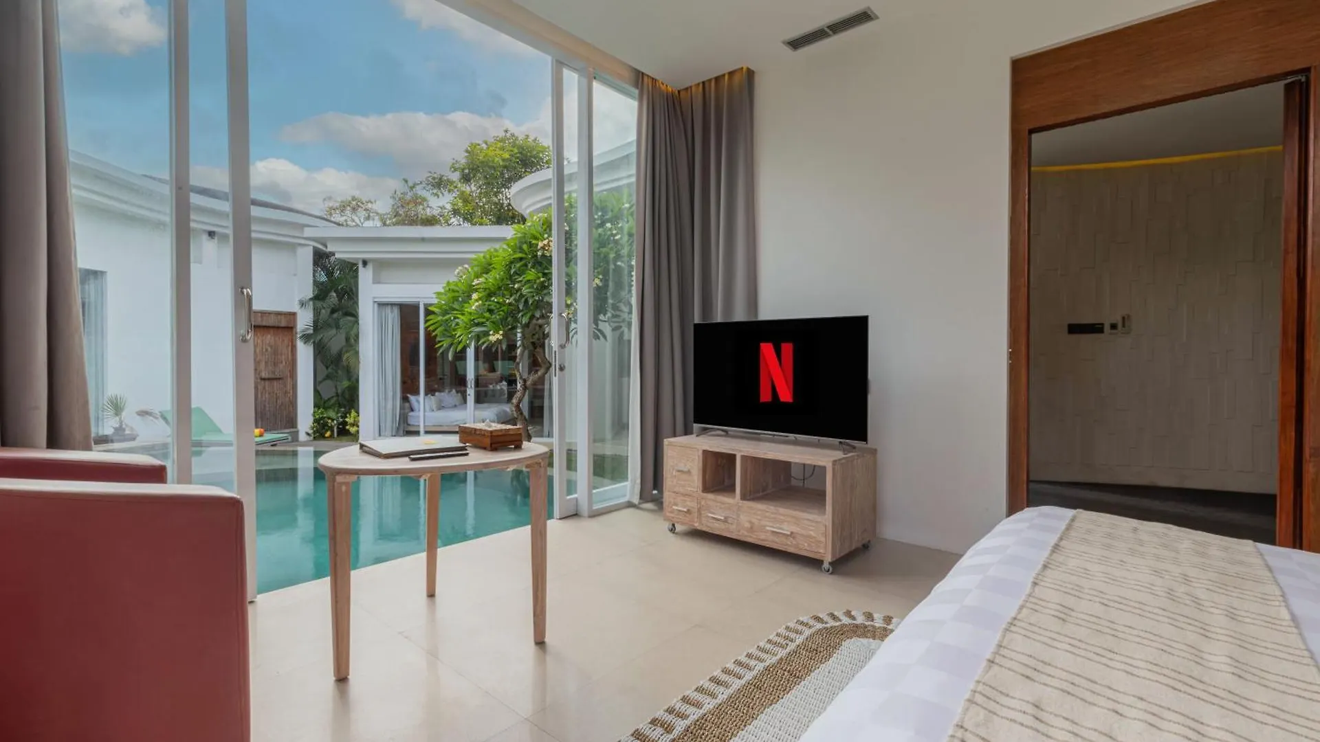 Taman Mesari Luxury Villas-Seminyak Indonesia