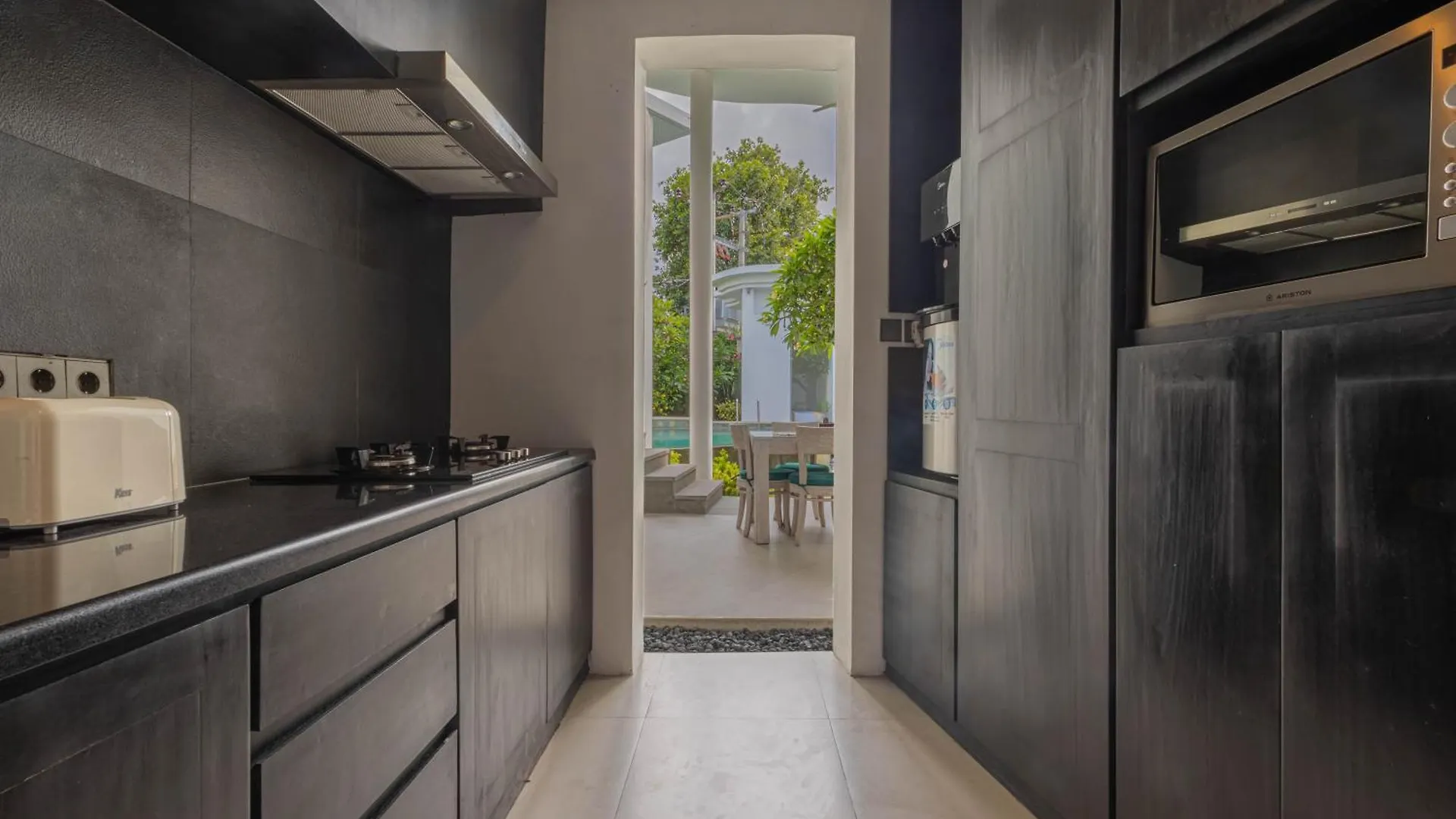 Villa Taman Mesari Luxury Villas-Seminyak